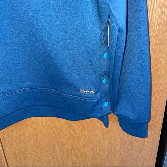 Jaanuu Women's Snap-Side Comfort Pullover in Caribbean Blue (Size: XS) - Picture 3 of 5